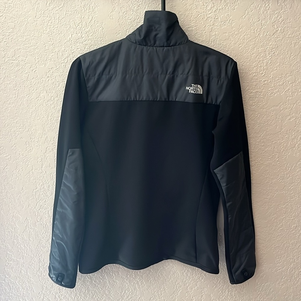 NorthFace Jacket - Picture 4 of 10